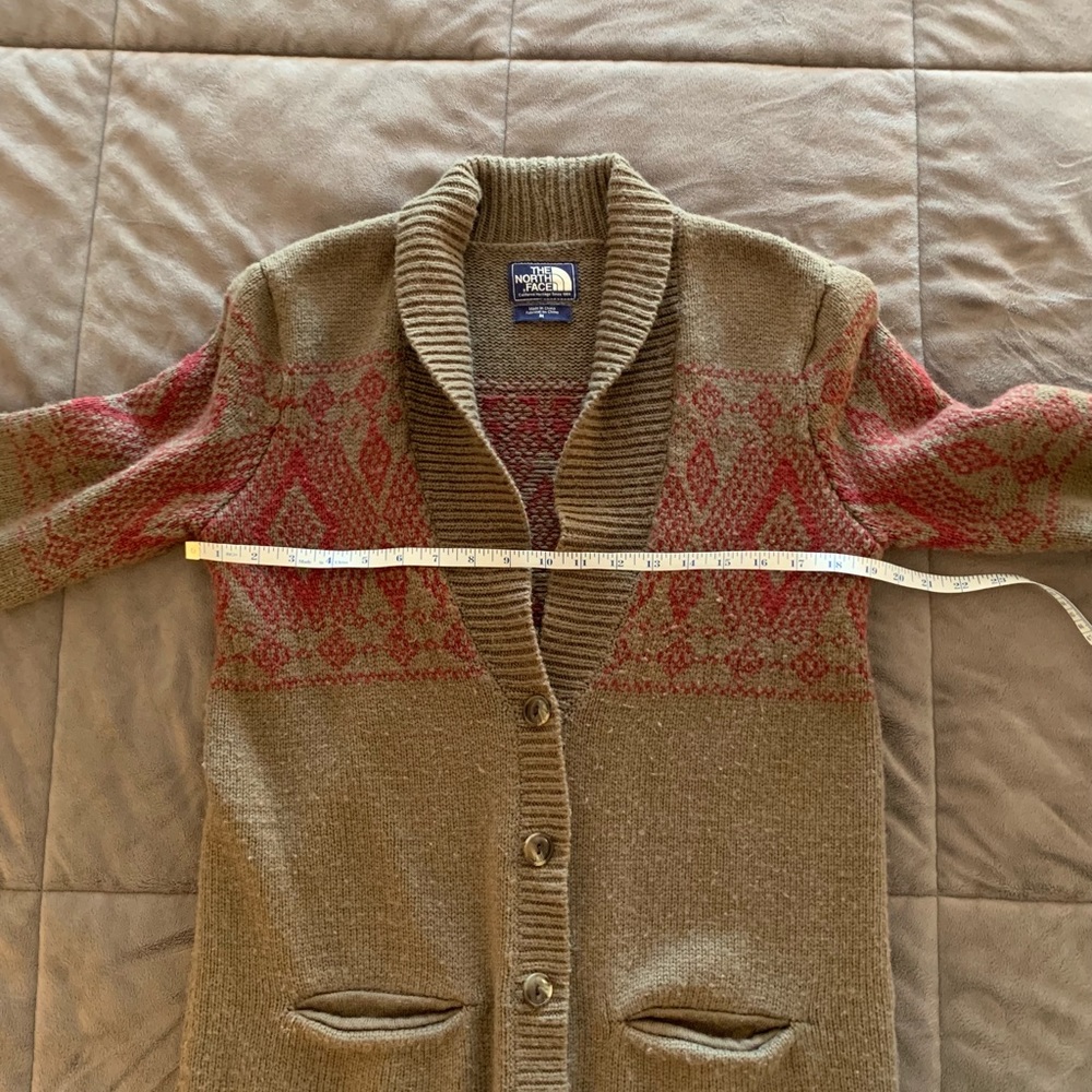 The North Face Cardigan / Sweater - Picture 6 of 10
